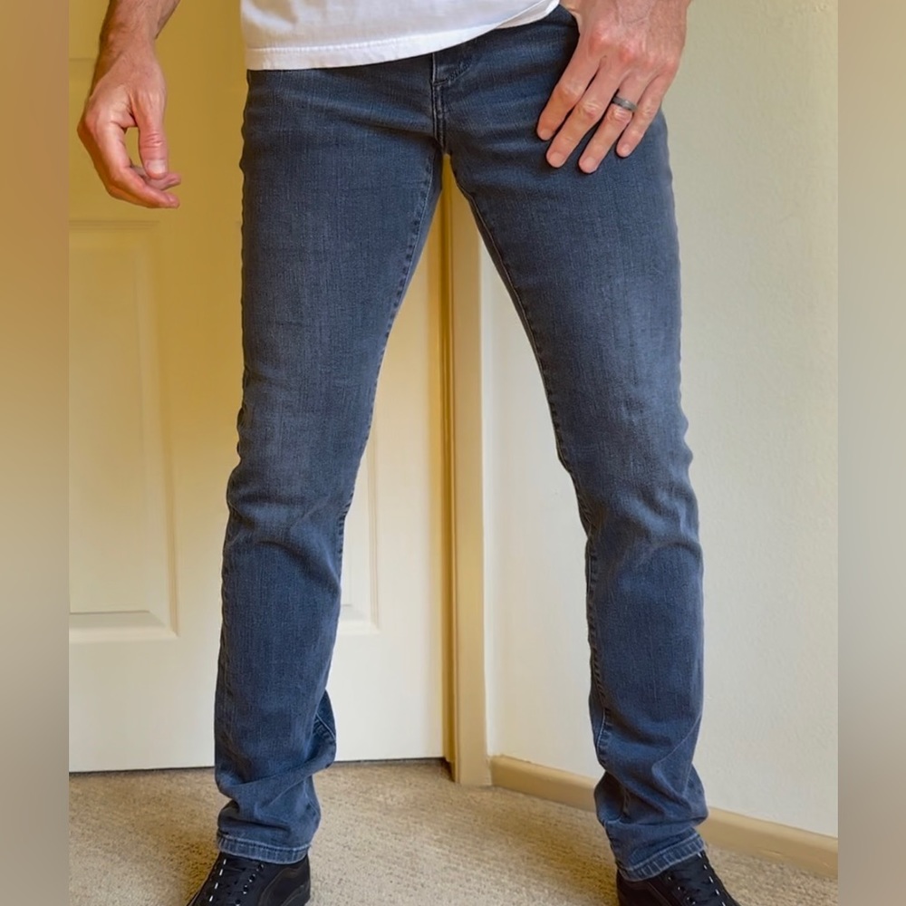 JOE’S MEN JEAN THE ASHER SLIM FIT